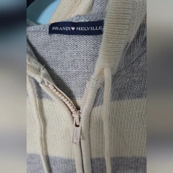 Brandy Melville Cream and Light Gray Striped Zip Hoodie - Picture 2 of 8